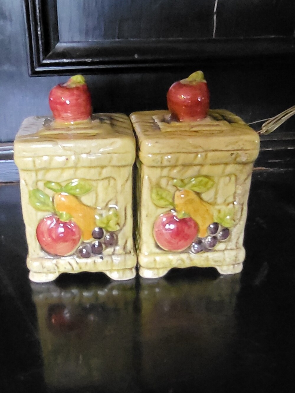 Vintage Lefton Green Orchard Salt And Pepper Shakers